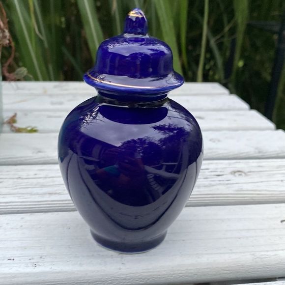 Small Vintage Japanese Ginger Jar - Picture 3 of 8